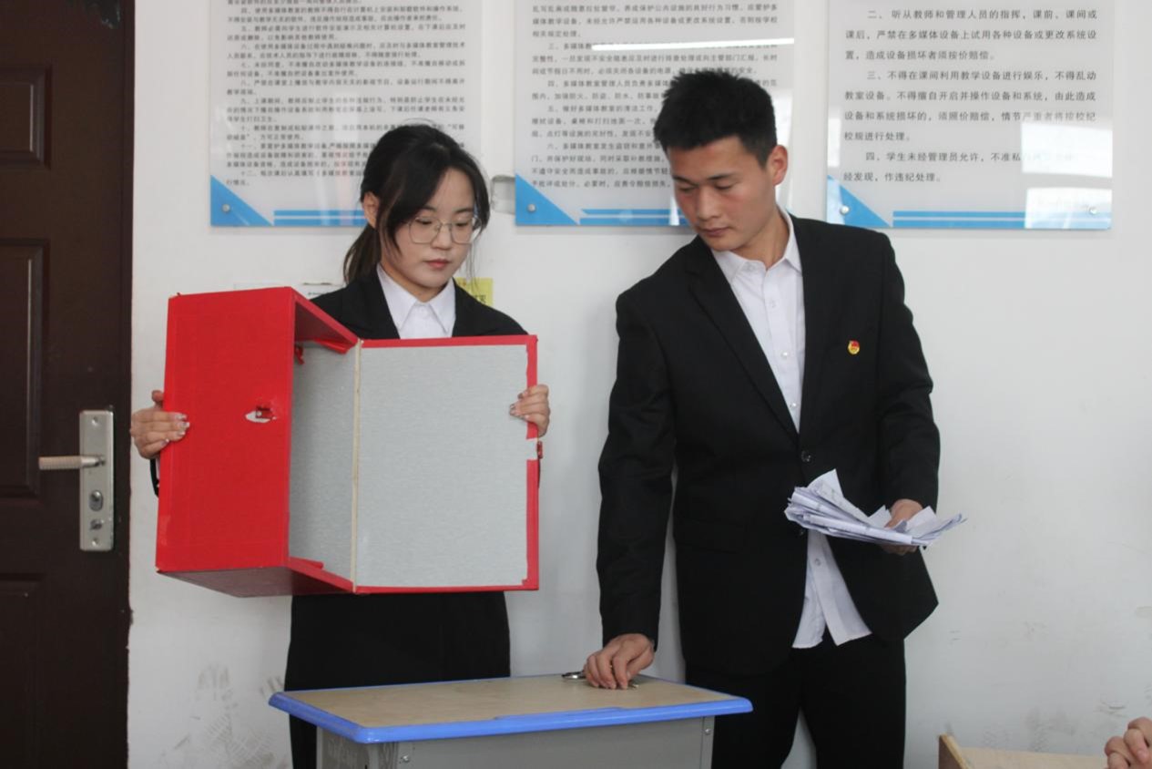 图片7.jpg 图片7.jpg