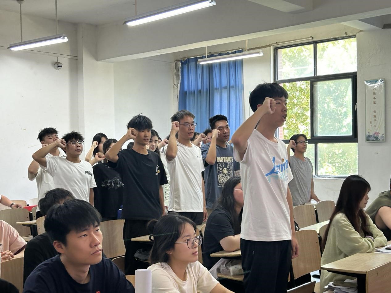 图片4.jpg 图片4.jpg