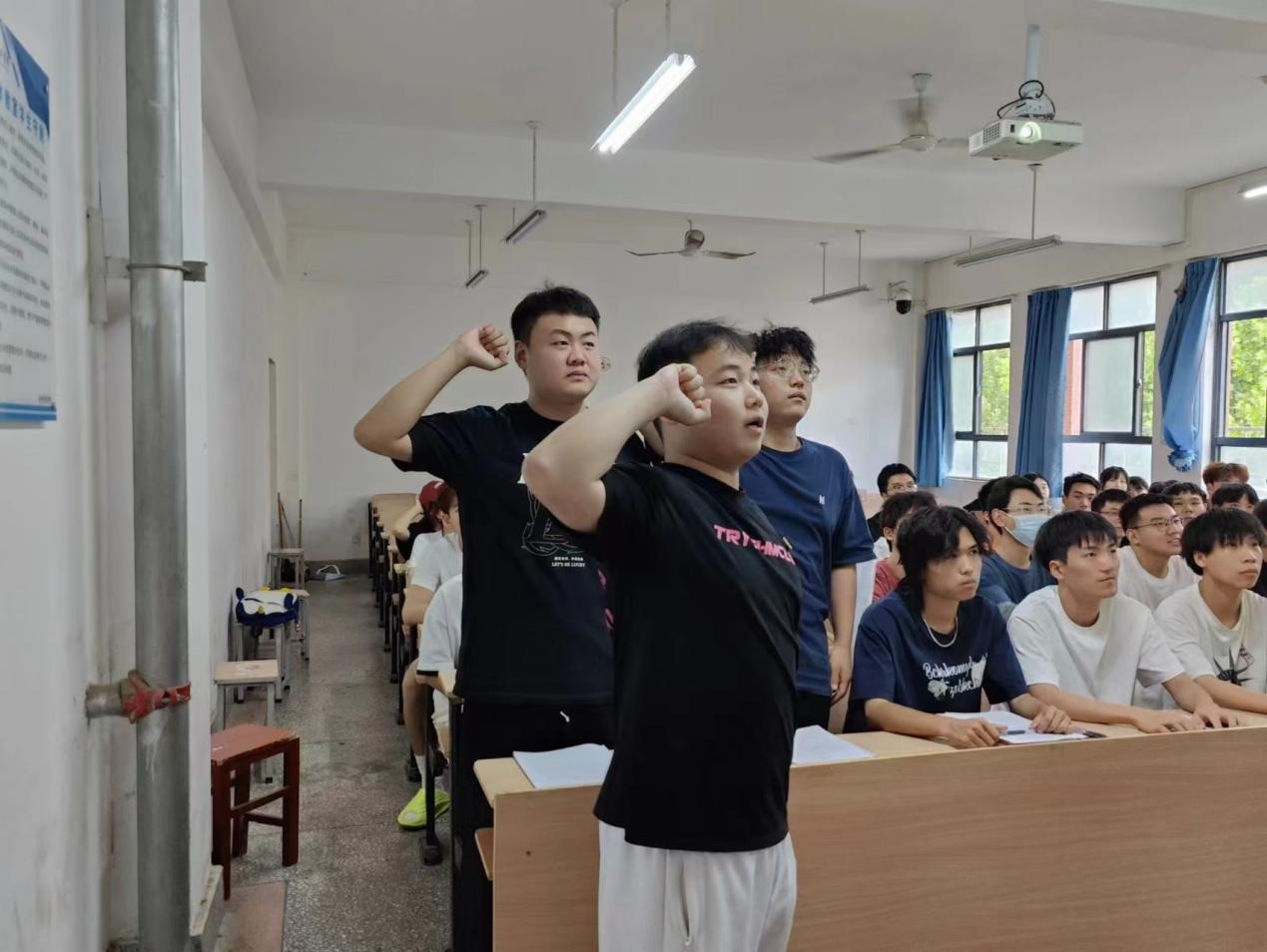 图片4.jpg 图片4.jpg