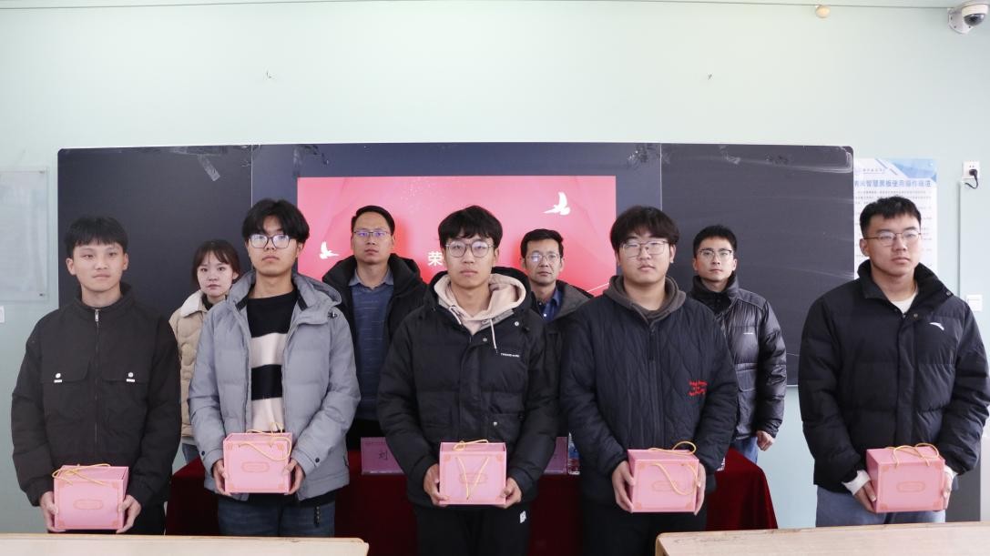 图片3.jpg 图片3.jpg