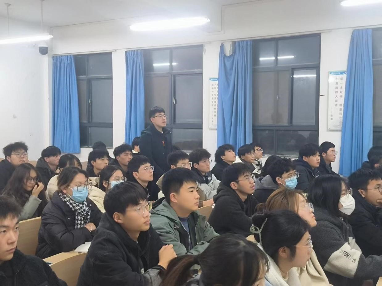 图片3.jpg 图片3.jpg