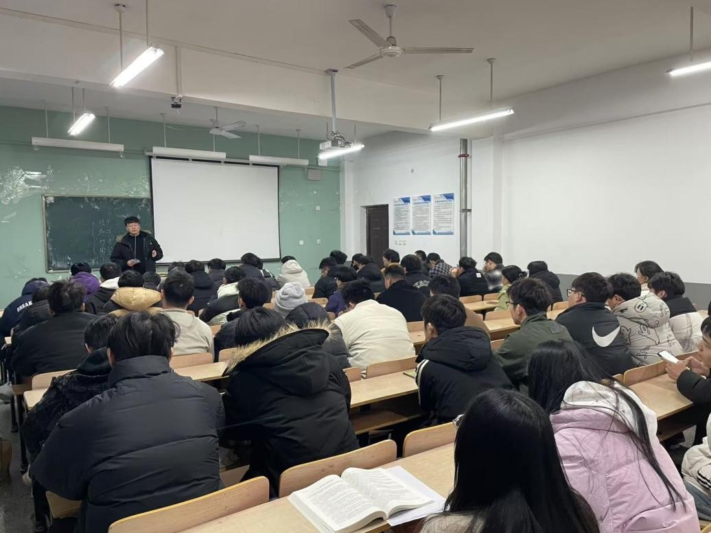 学院1.jpg 学院1.jpg
