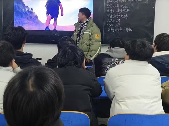图片2.jpg 图片2.jpg