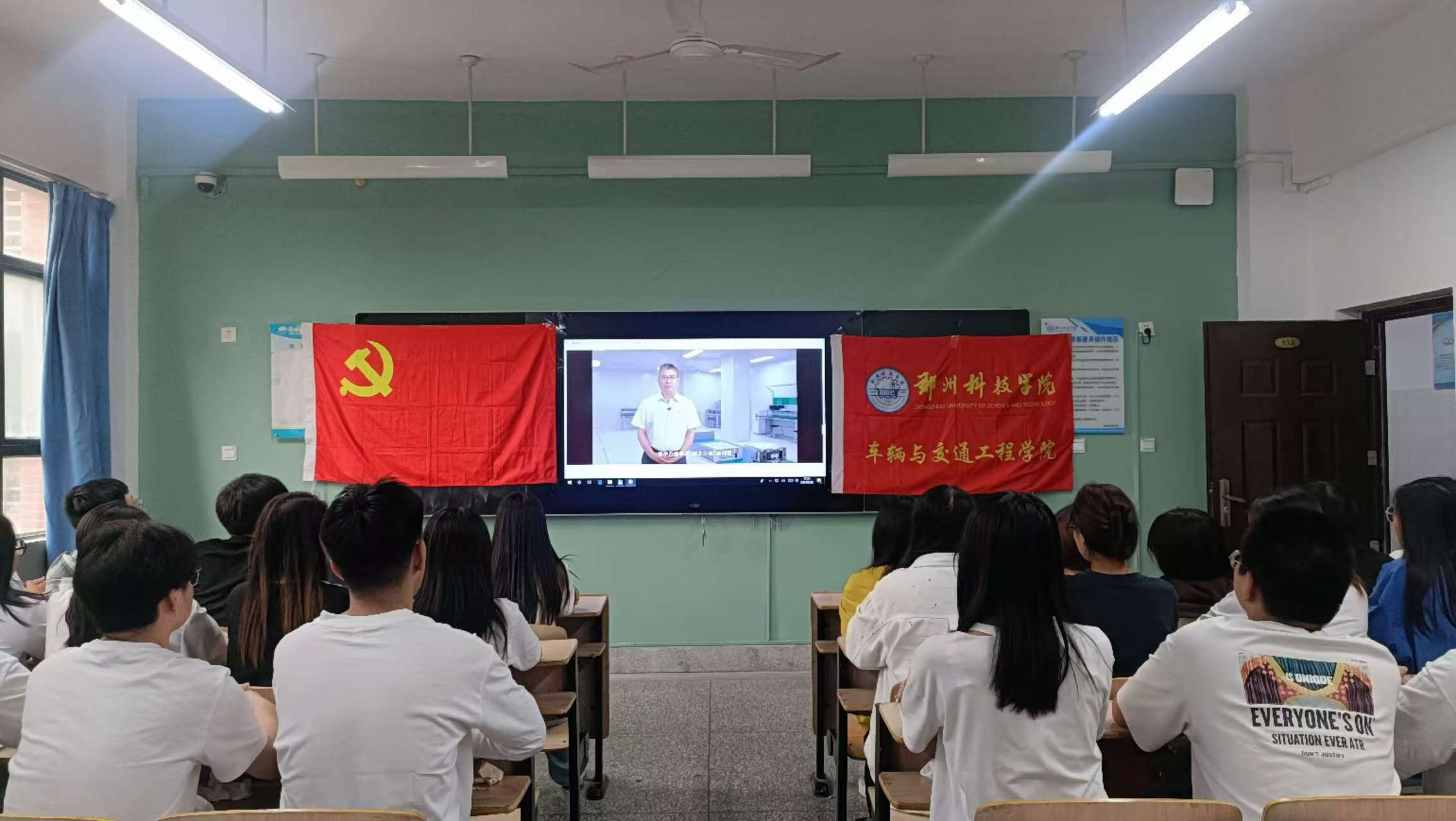 9fe086c9078d9d048af2919c5a9de75.jpg 9fe086c9078d9d048af2919c5a9de75.jpg