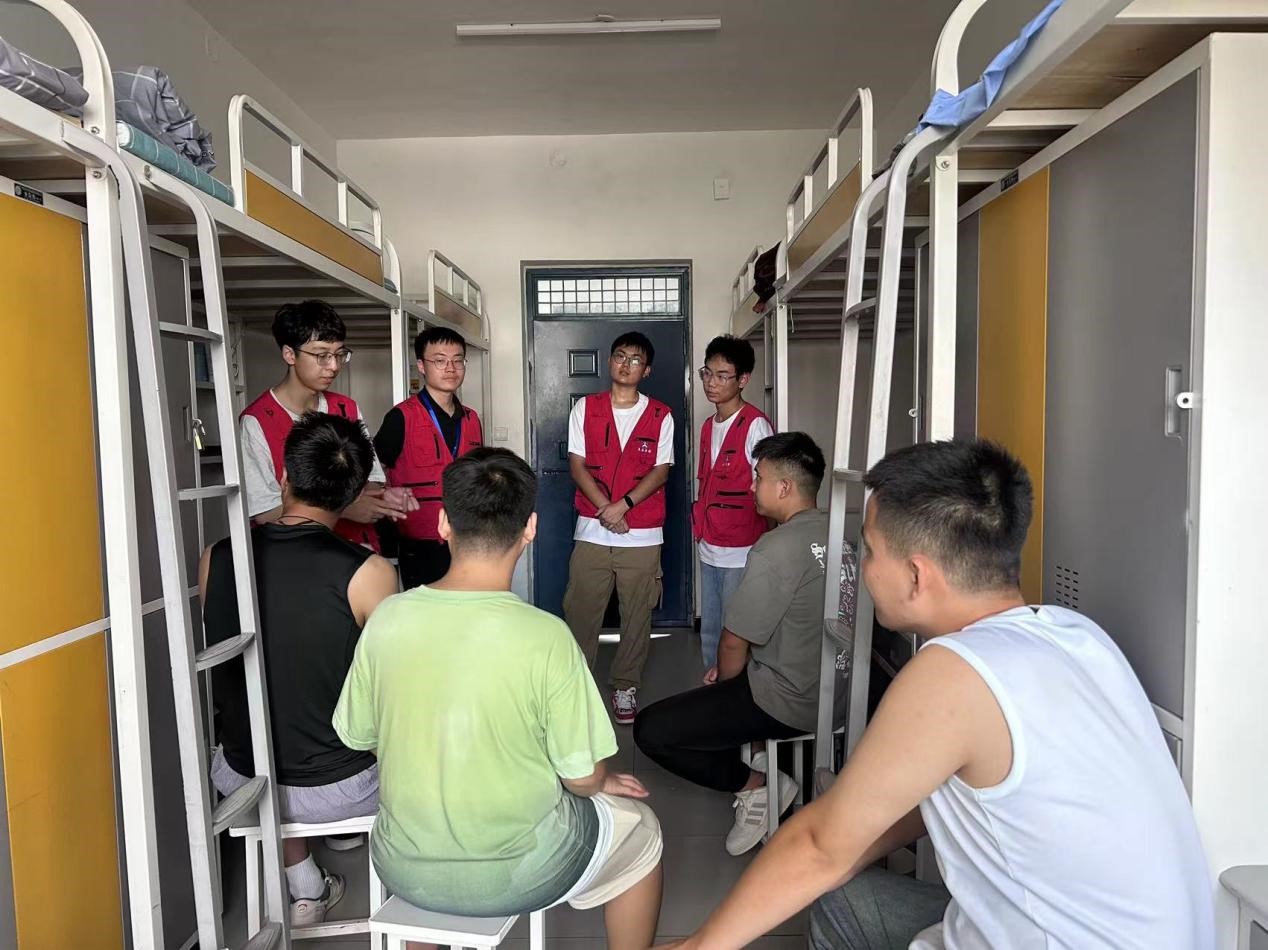 图片2.jpg 图片2.jpg