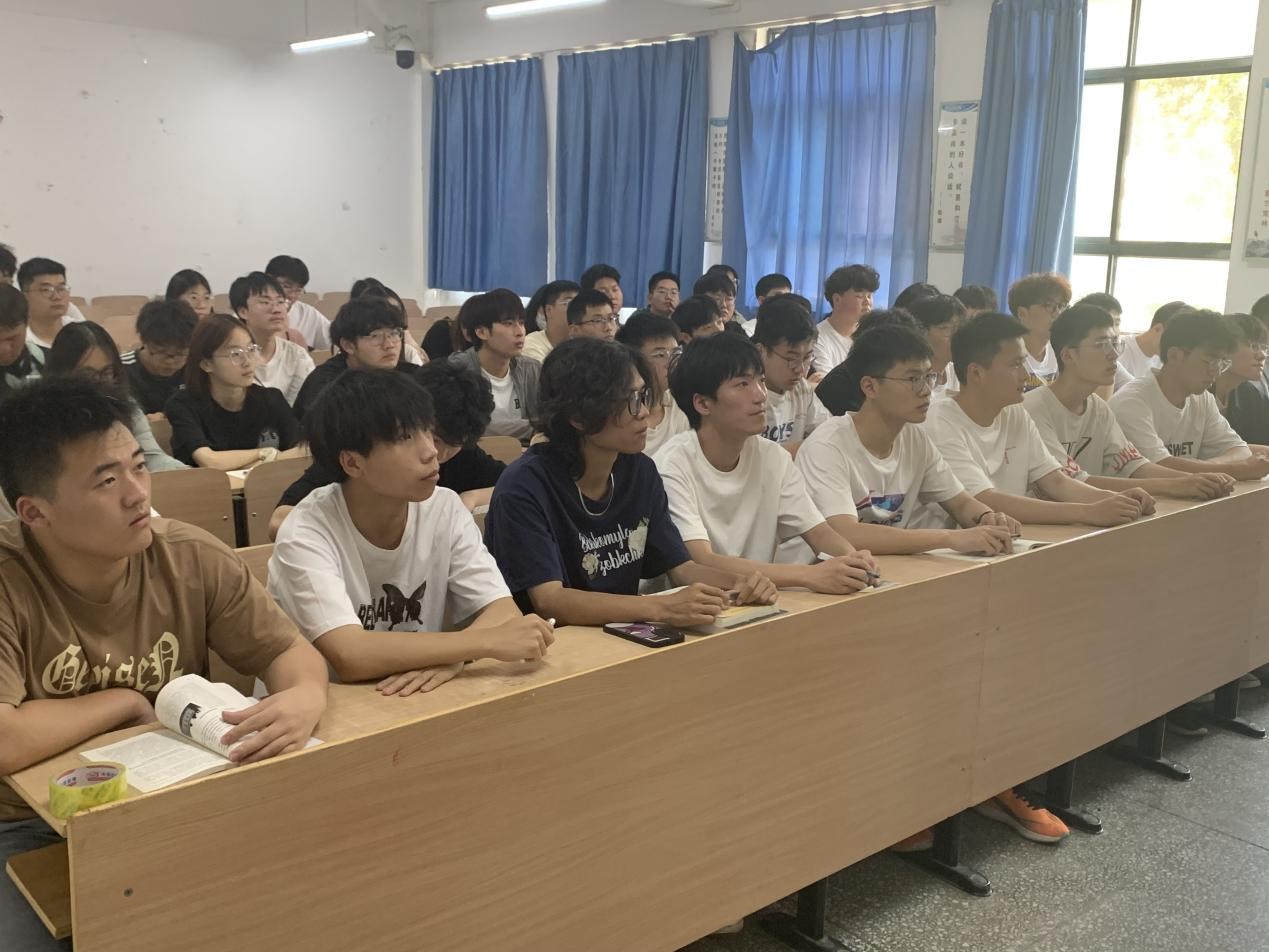 图片2.jpg 图片2.jpg