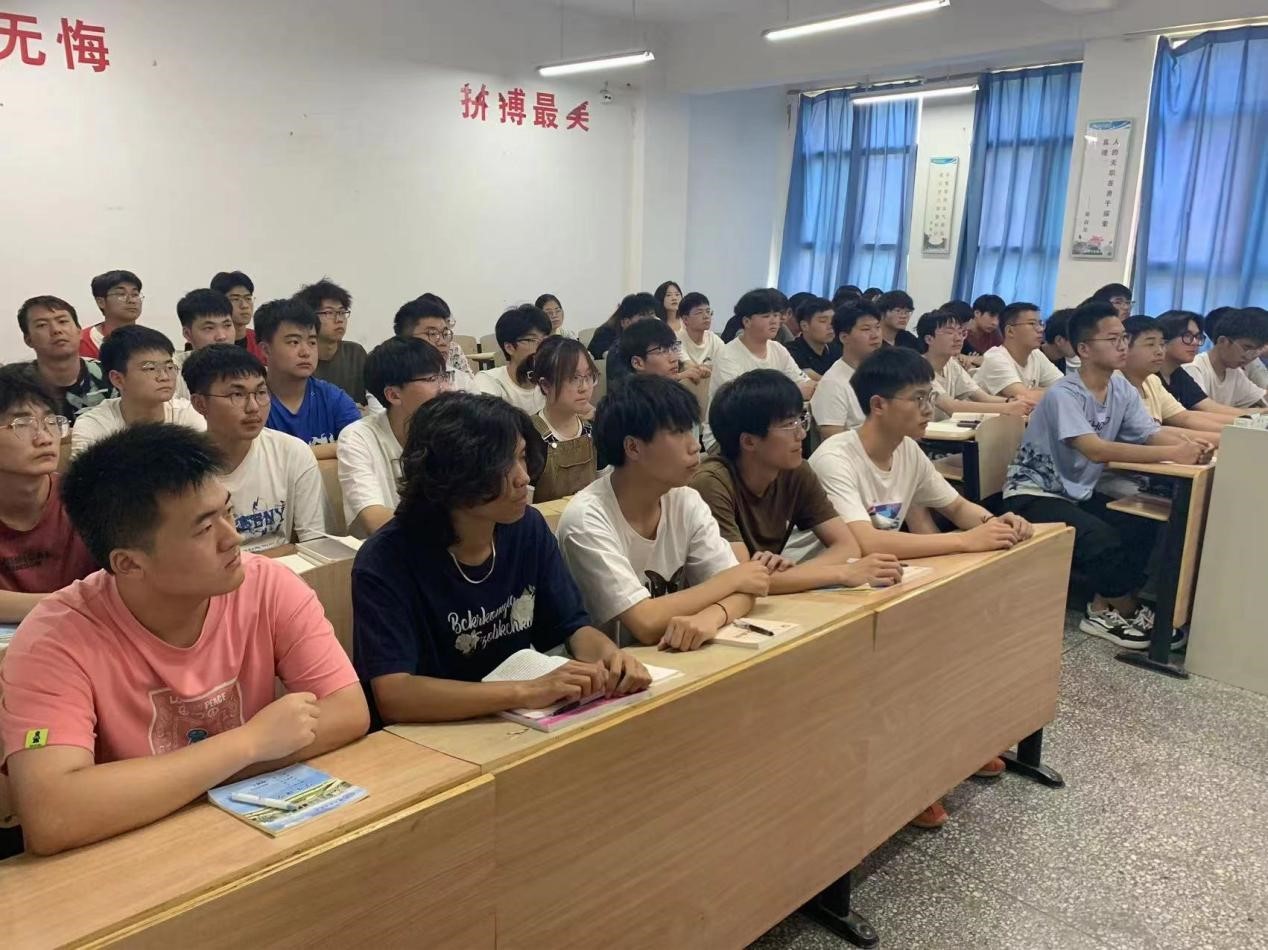 图片2.jpg 图片2.jpg