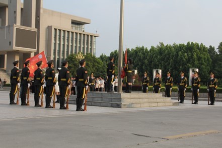 图片3.jpg 图片3.jpg