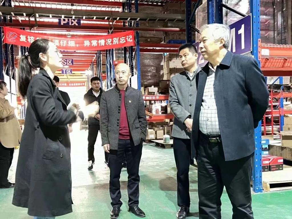 图片4.png 图片4.png